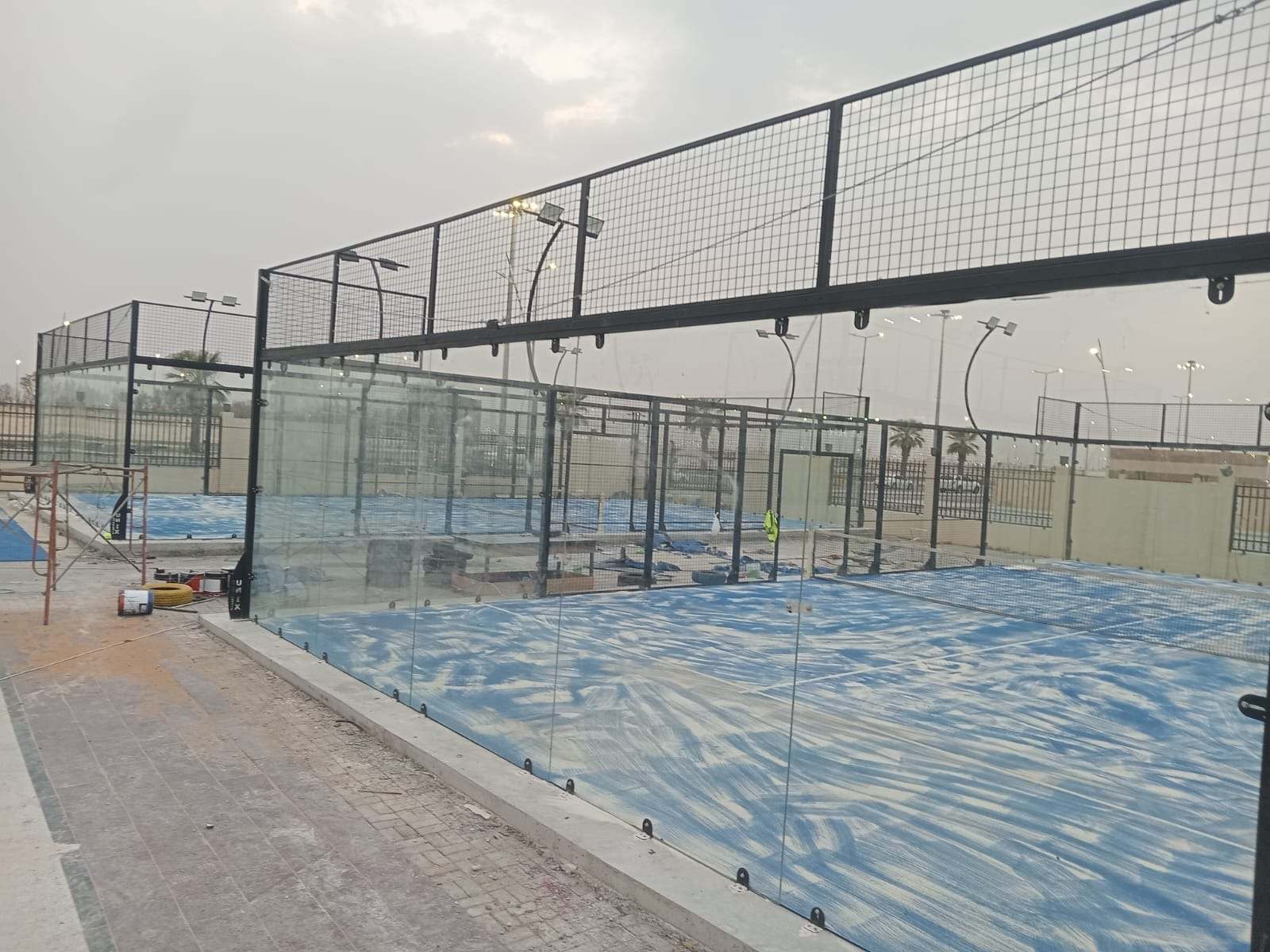 ملعب بادل من تنفيذ جرين جروث في الرياض